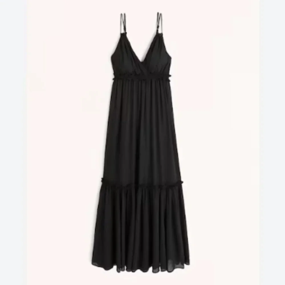 Abercrombie & Fitch Floaty Femme Ruffle V Neck Maxi Dress Black Sz XS